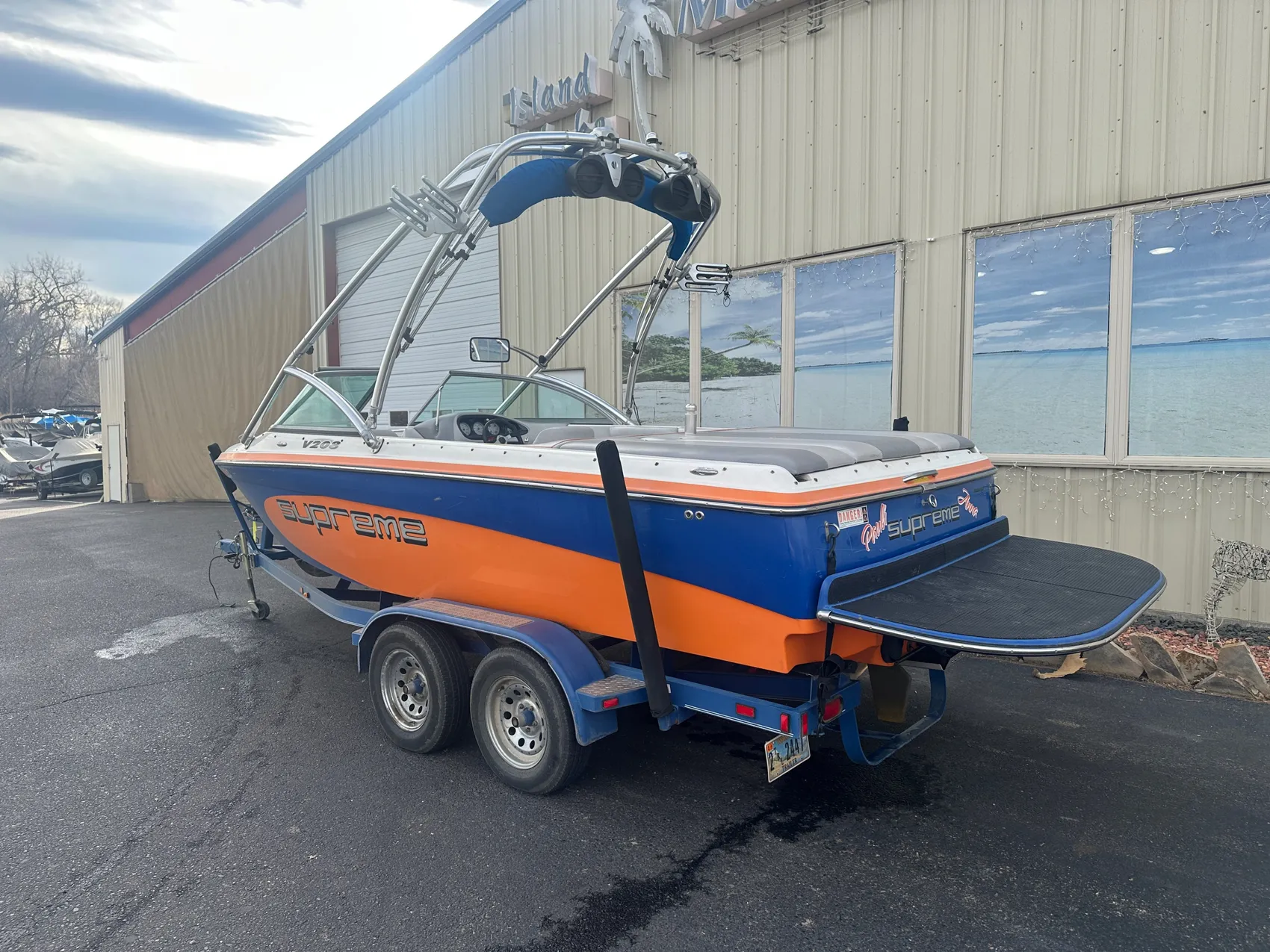 boat.Title