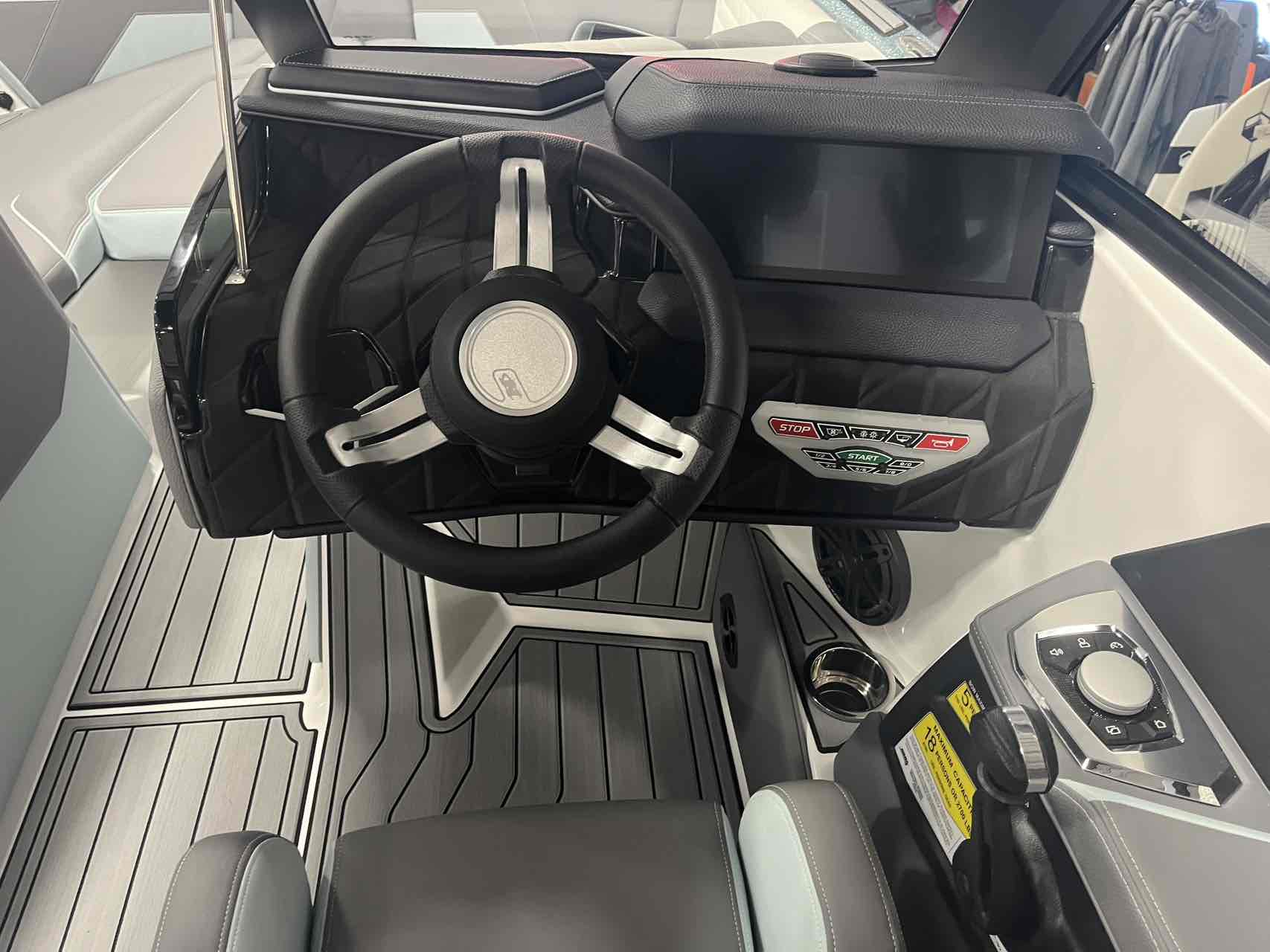 2024 Nautique S25