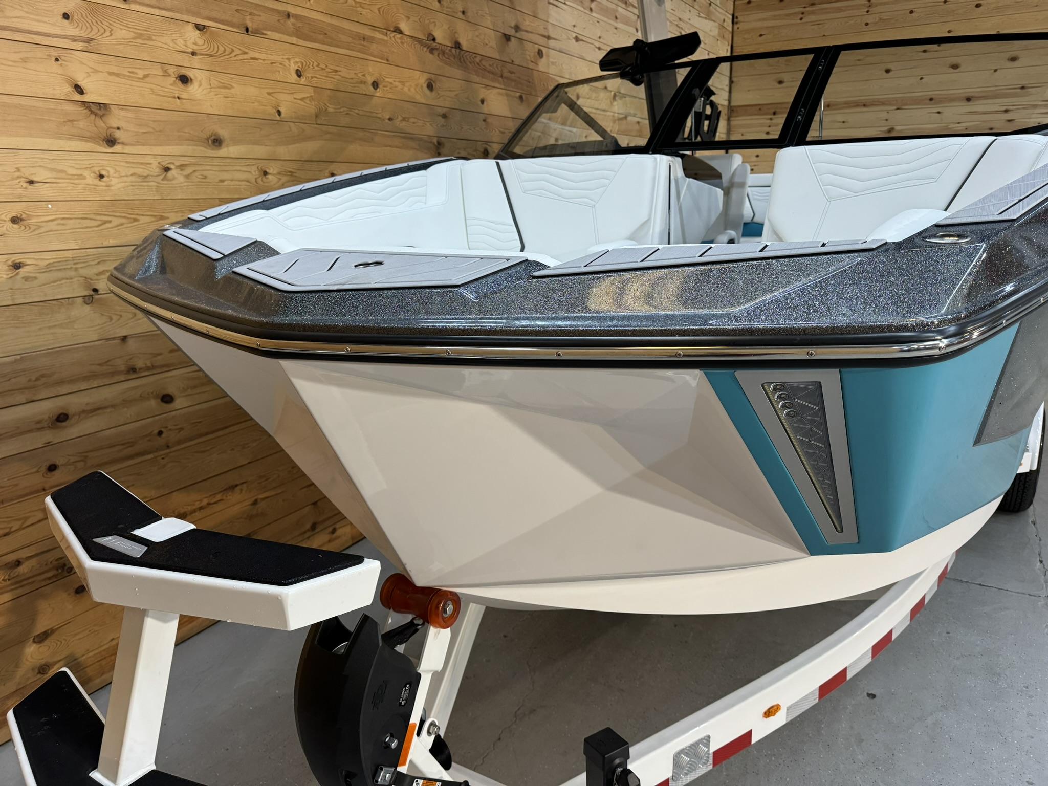 2025 Nautique G25 Icon