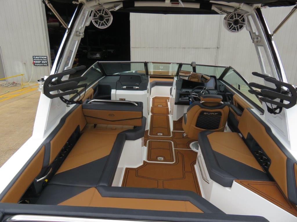 2023 Cobalt R6 Surf