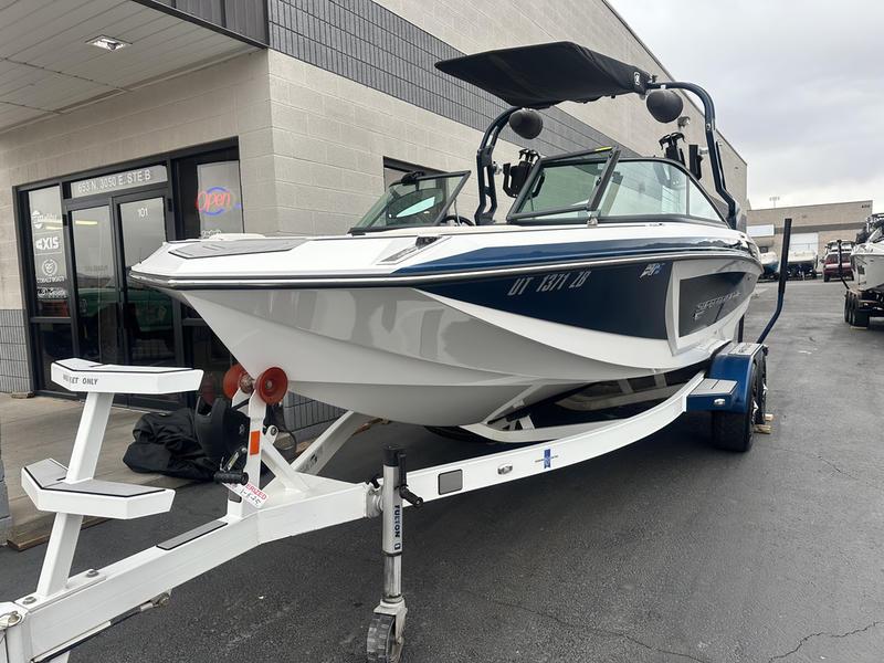 boat.Title