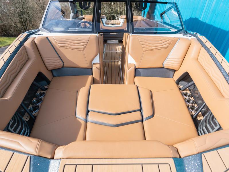 2025 Nautique G23