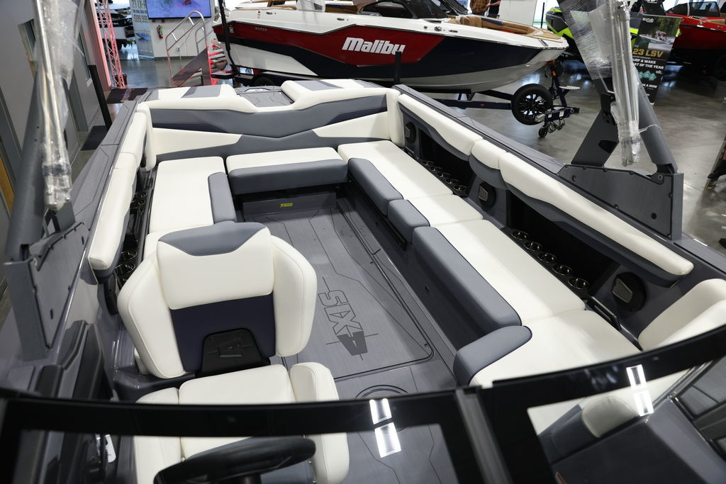 2024 Axis T250