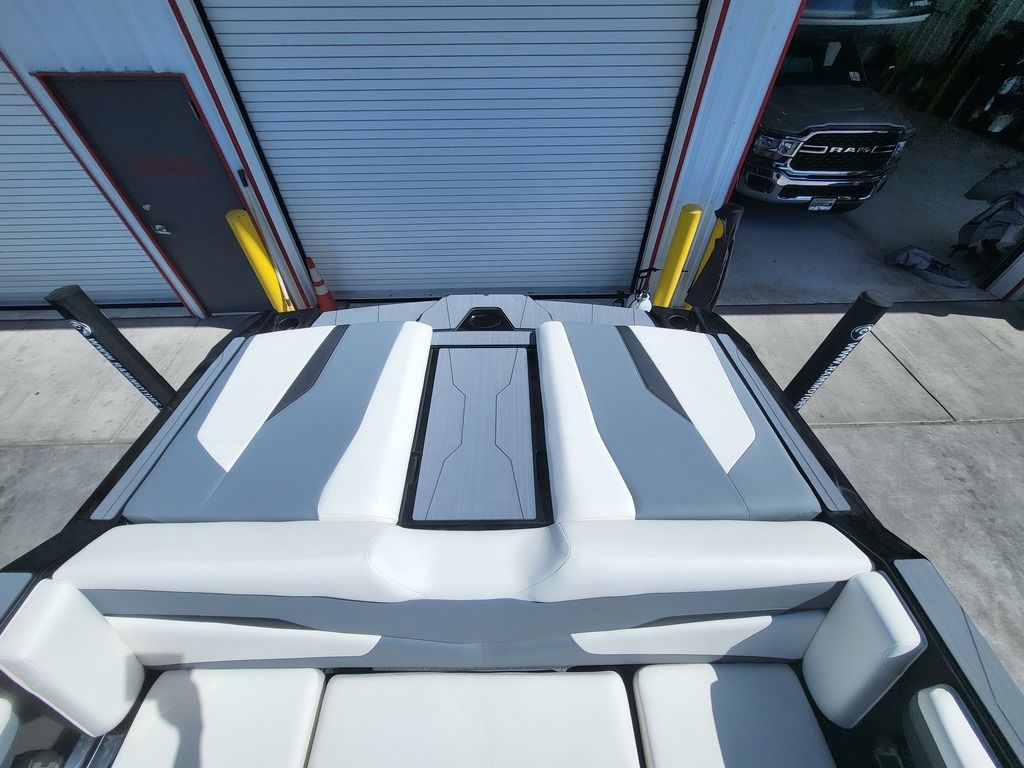 2025 Axis Wake Research T250