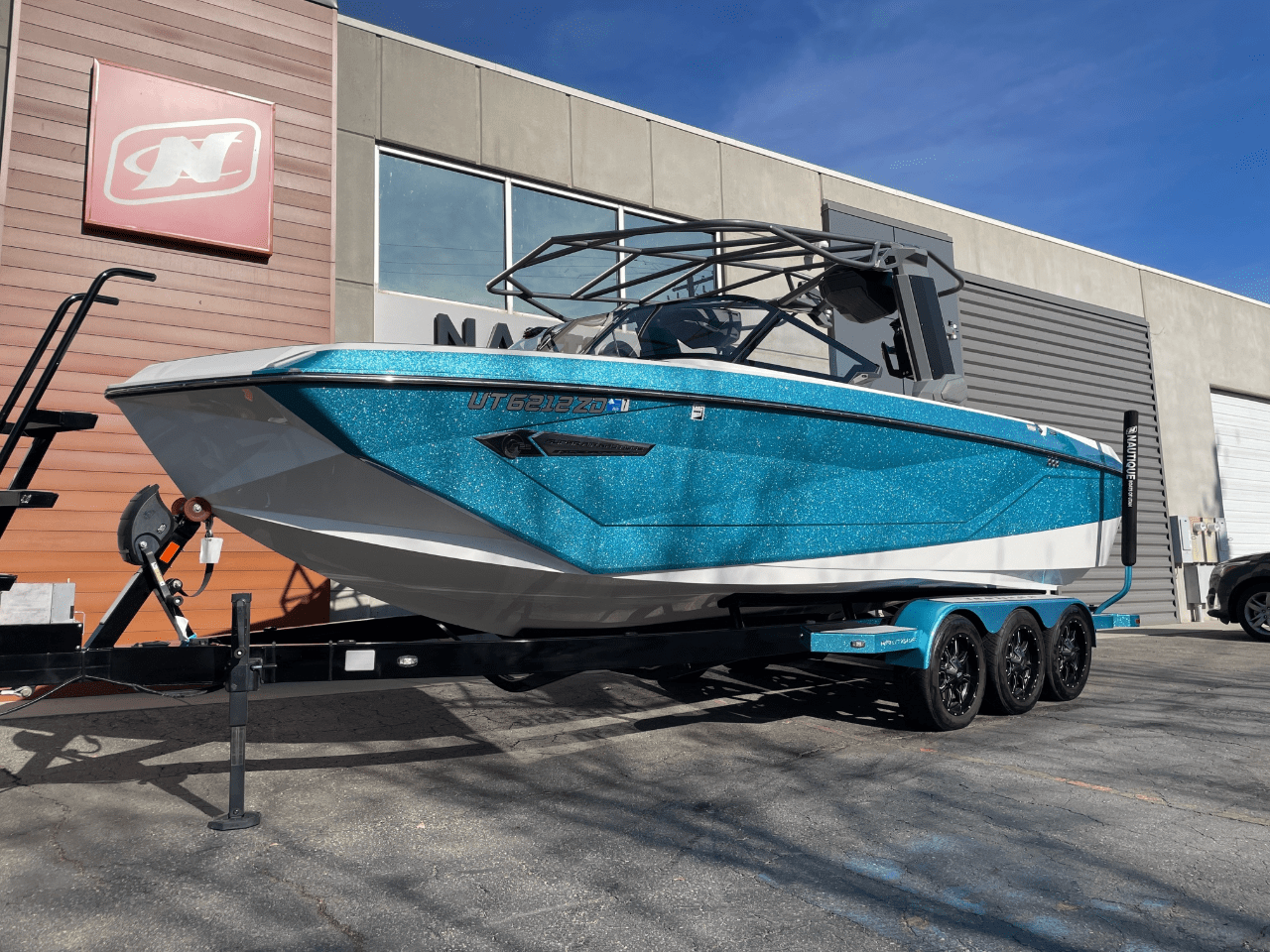 boat.Title