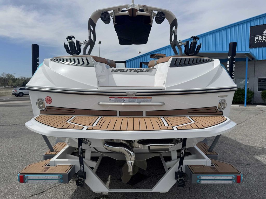 2019 Nautique G25