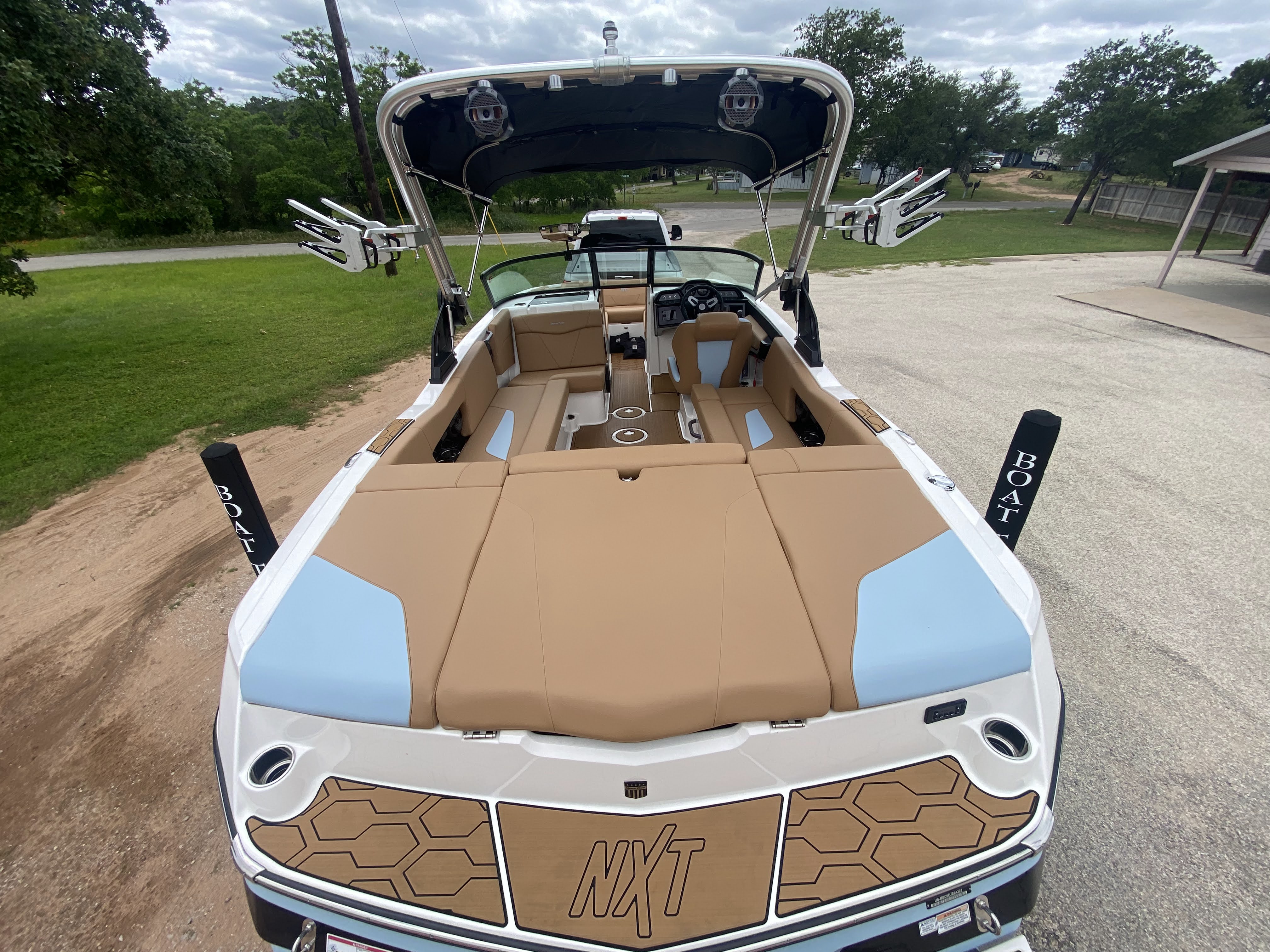 2023 MasterCraft NXT22 W/ Trailer