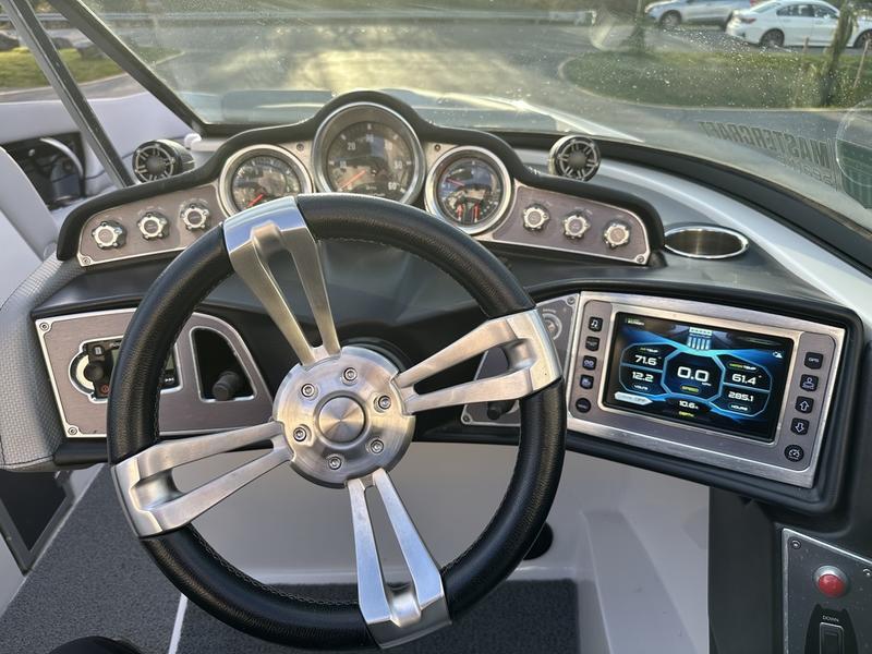 2017 MasterCraft X26
