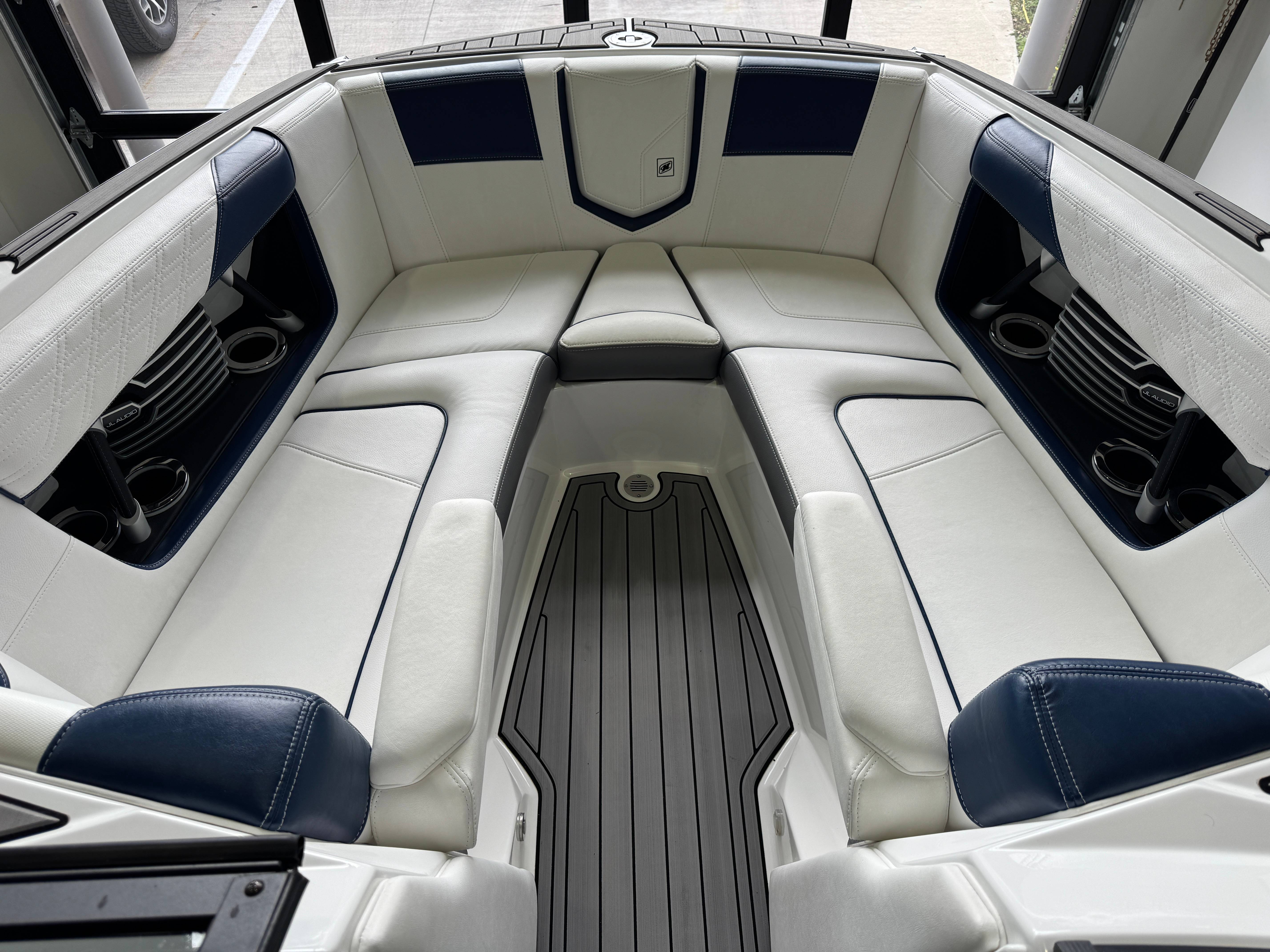 2017 Nautique Super Air Nautique G23