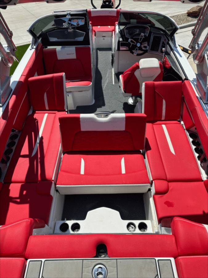 2019 MasterCraft X24