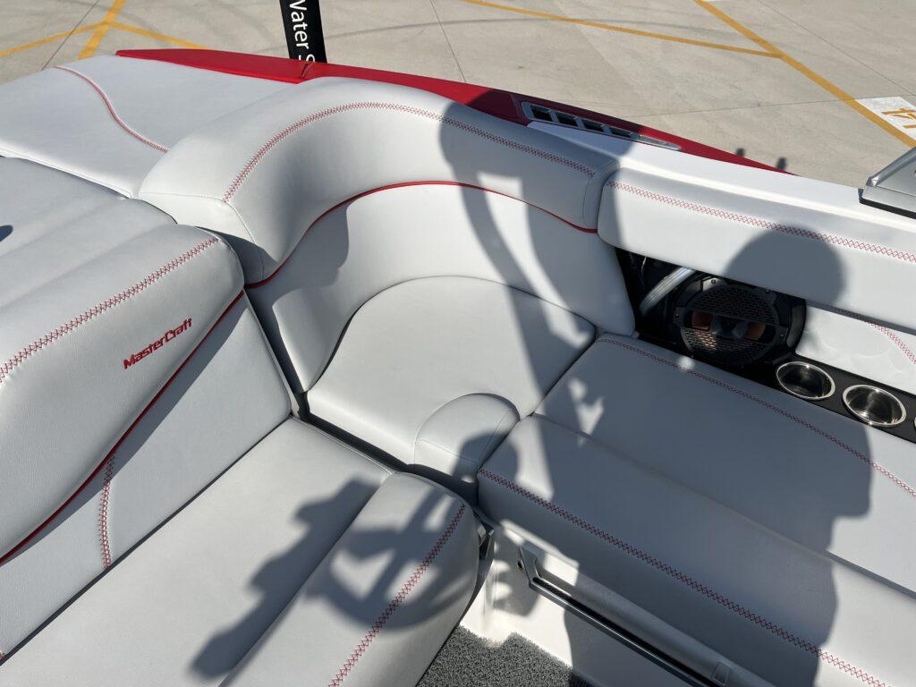 2020 MasterCraft XT22