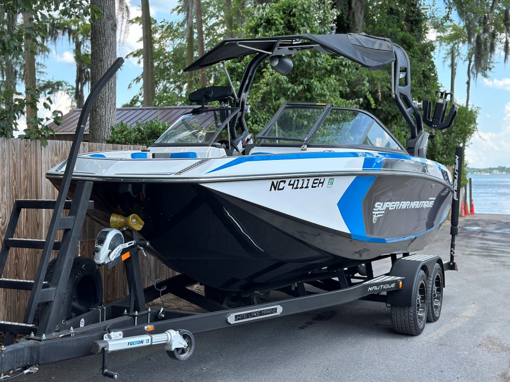 2018 Super Air Nautique G21