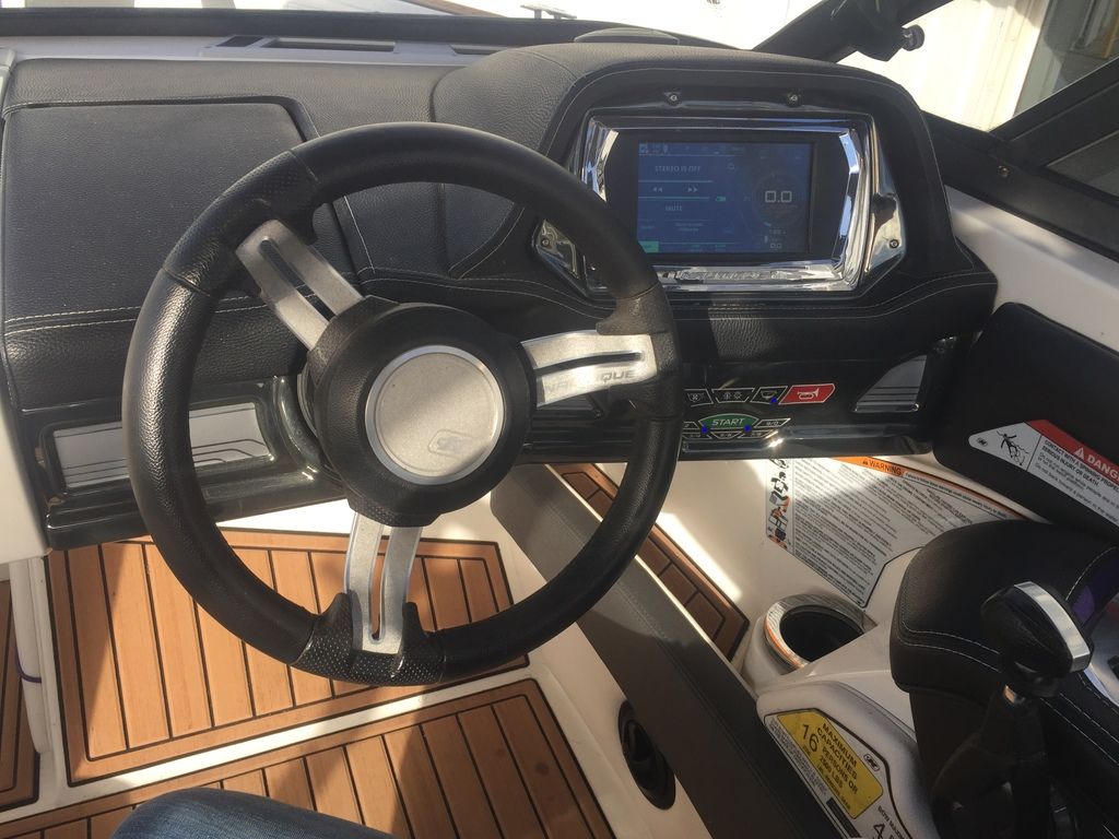 2016 Nautique Super Air Nautique G23
