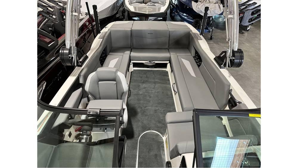 2023 MasterCraft NXT24