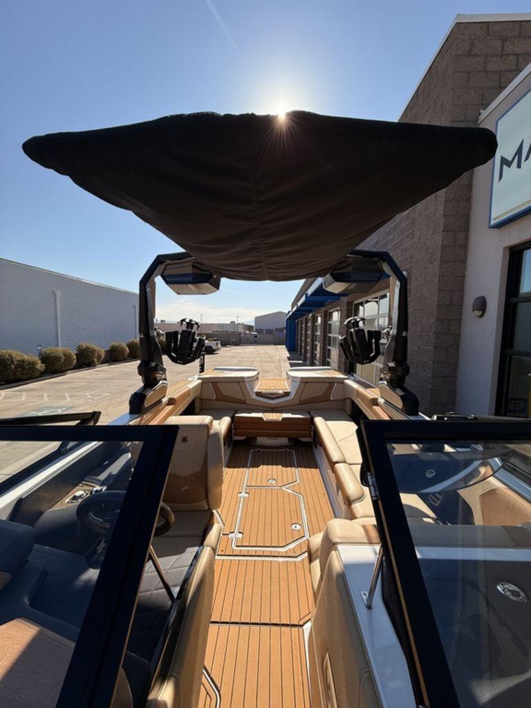 2024 Nautique G25