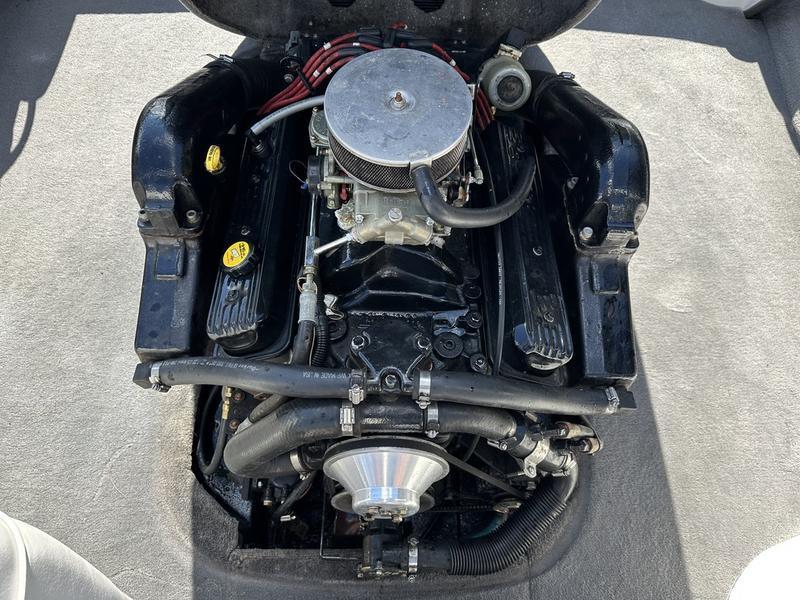 2005 Moomba Outback