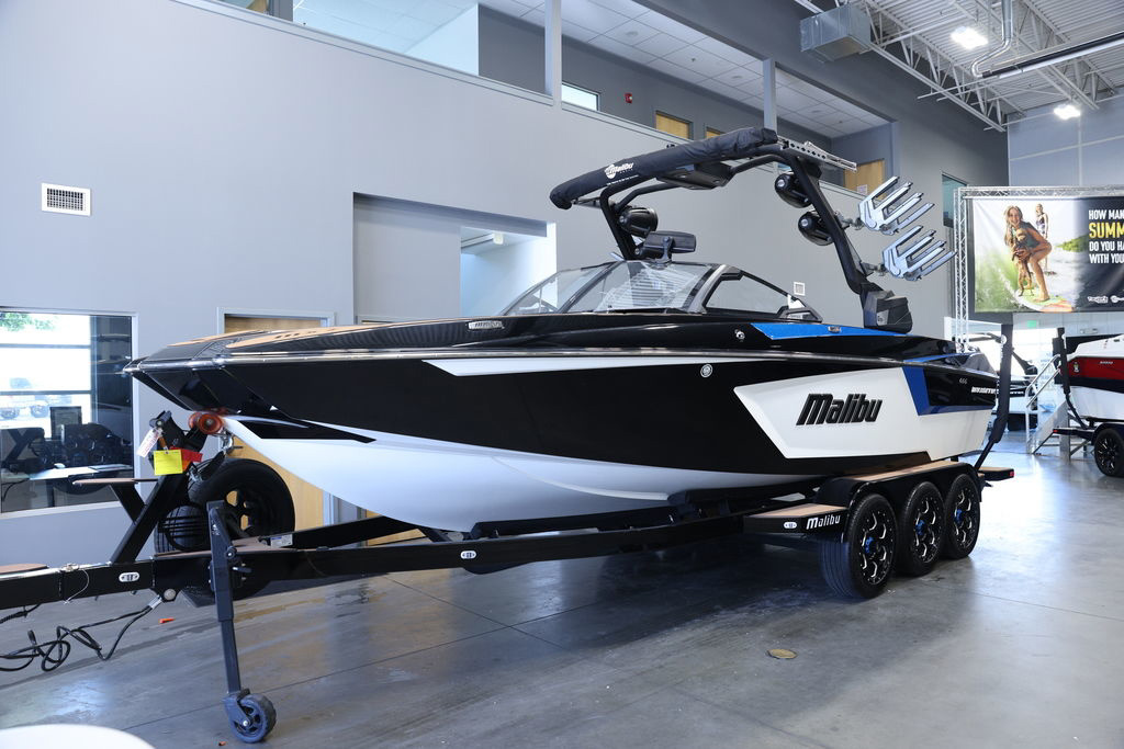 2024 Malibu 24 MXZ
