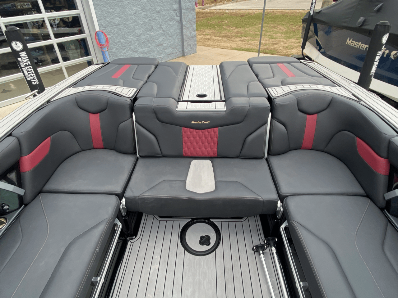 2022 MasterCraft XT24