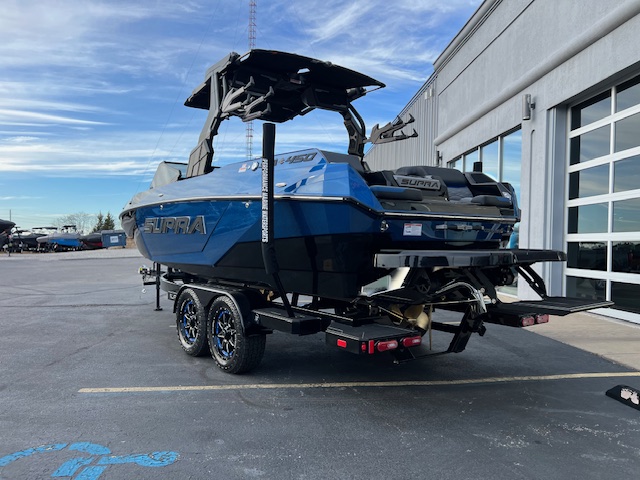 2025 SUPRA SA450 FULLY LOADED POWER BIMINI &amp; THRUSTERS LED LOGOS ADDED