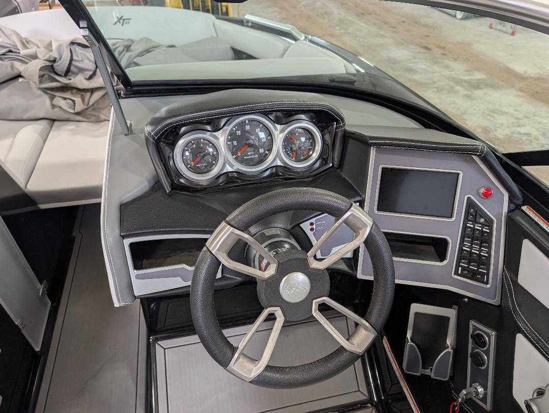 Mastercraft XT22