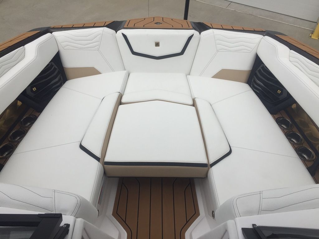 2025 Nautique Super Air Nautique G23