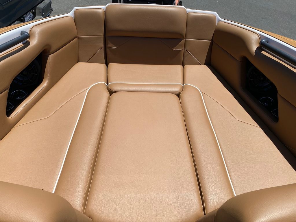 2024 moomba Mojo