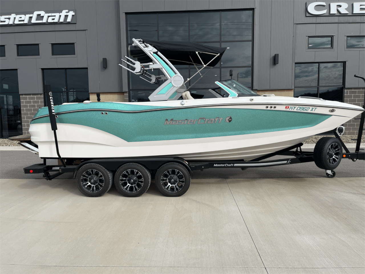 2022 MasterCraft X24