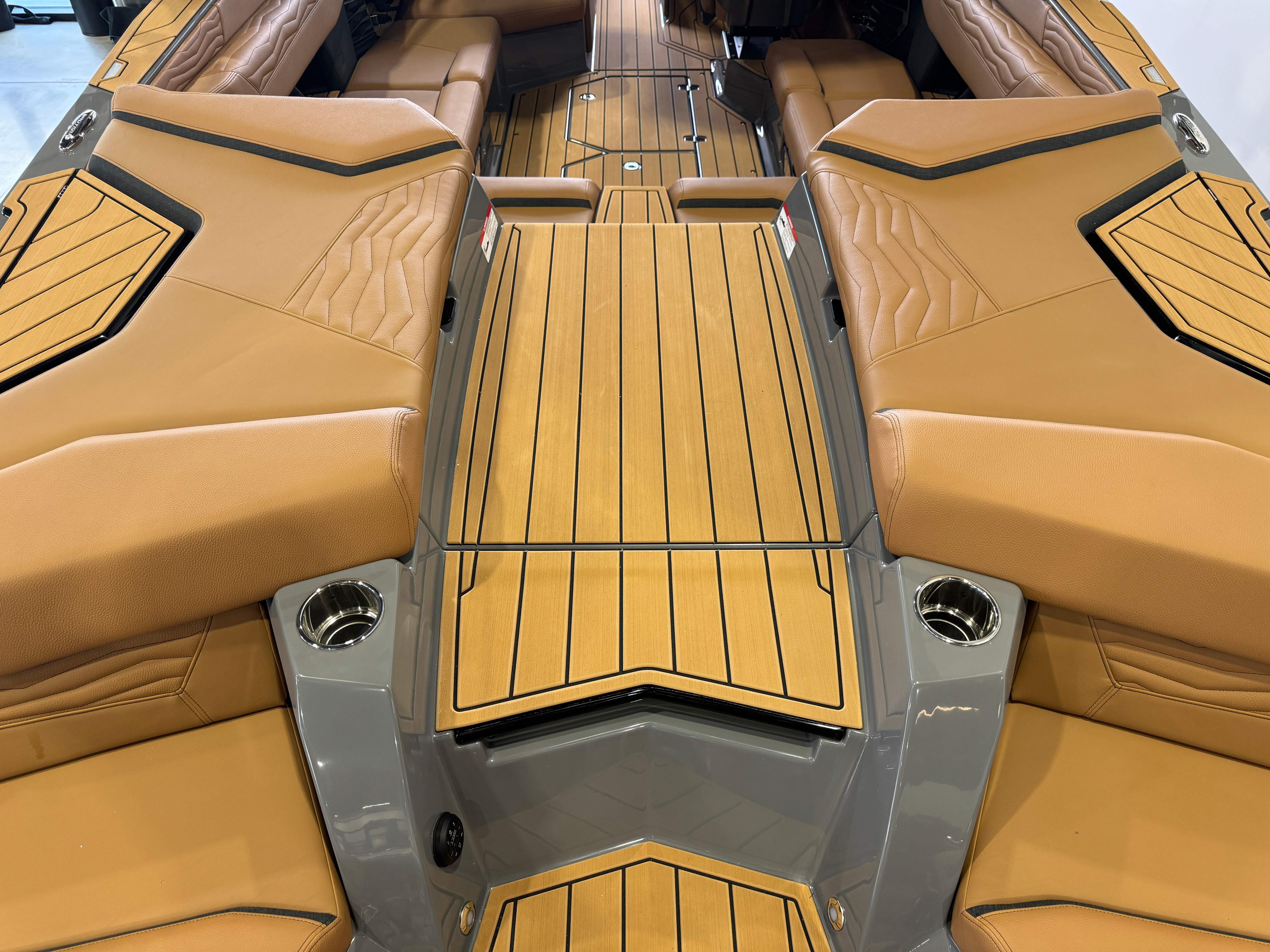 2025 Nautique Super Air Nautique G23