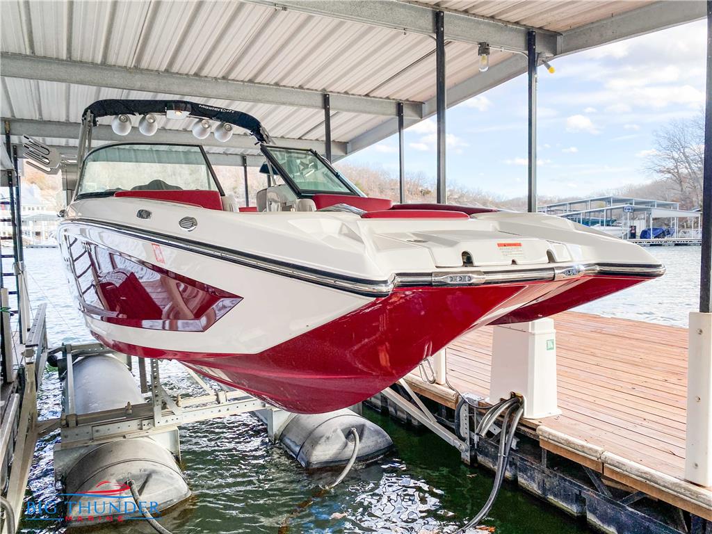 2017 MasterCraft X26