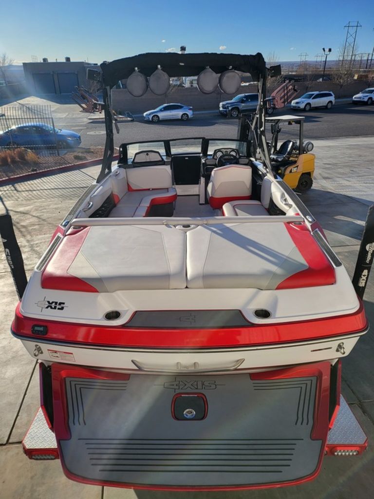 2017 Axis Wake Research T22