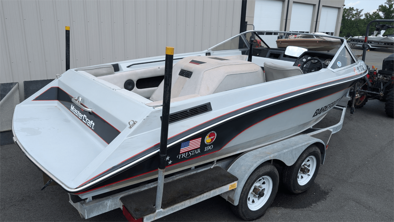 1988 MasterCraft Barefoot 190 w/ Rebuilt 454