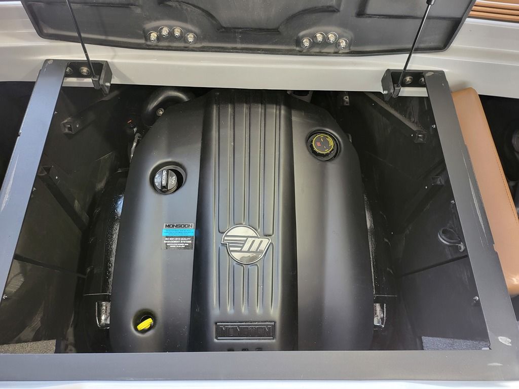 2024 Malibu Boats 23 MXZ