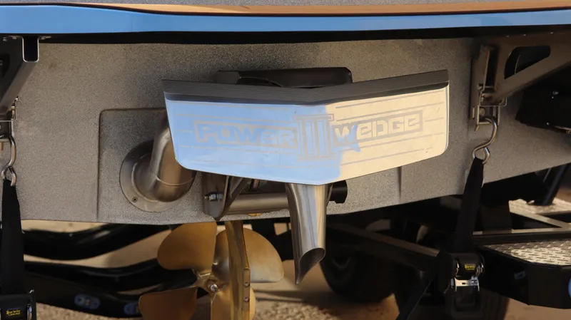 2025 AXIS T-SERIES T220