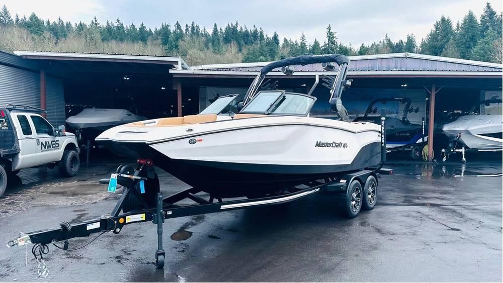 boat.Title