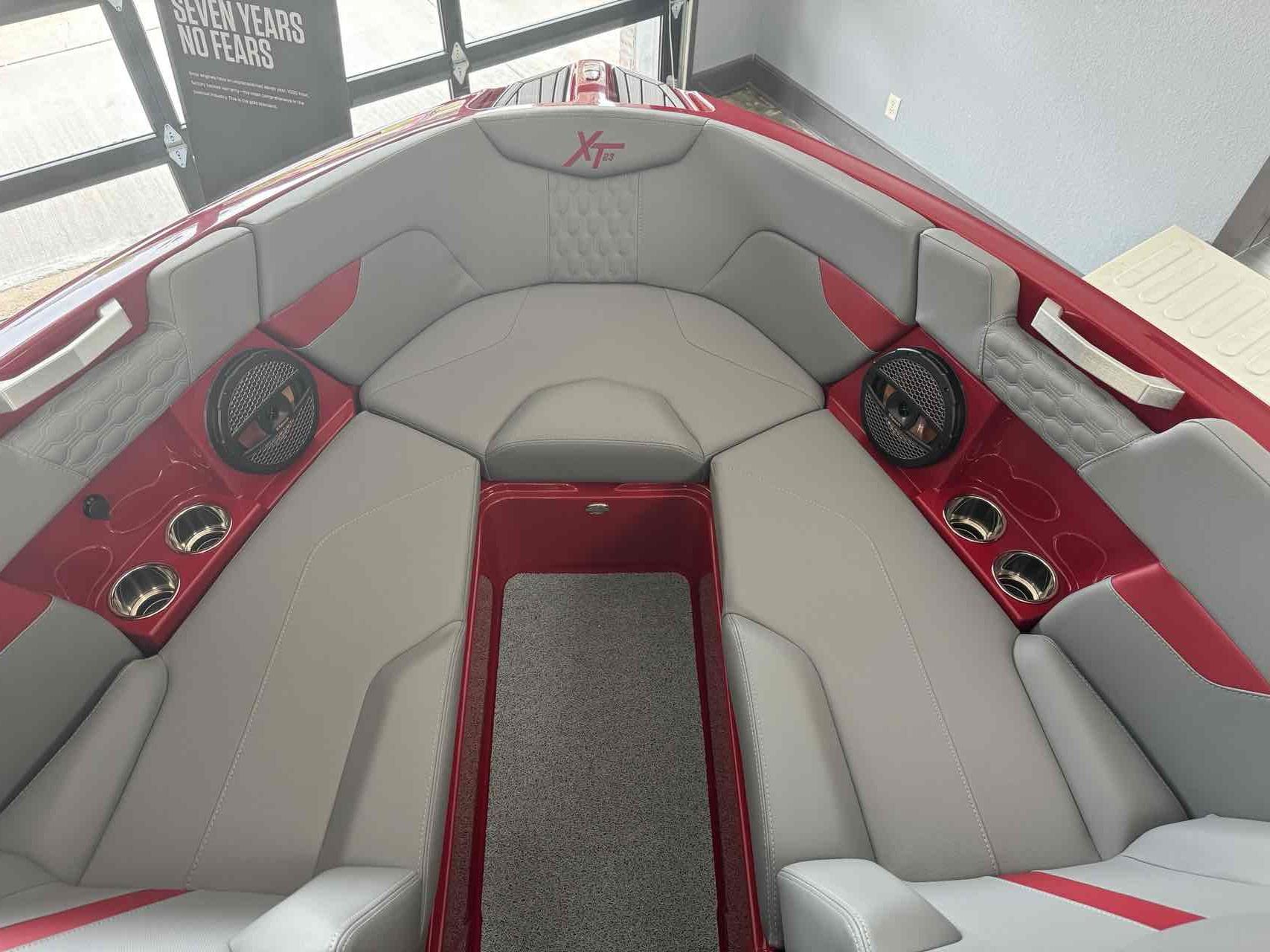 NEW 2024 MasterCraft XT23