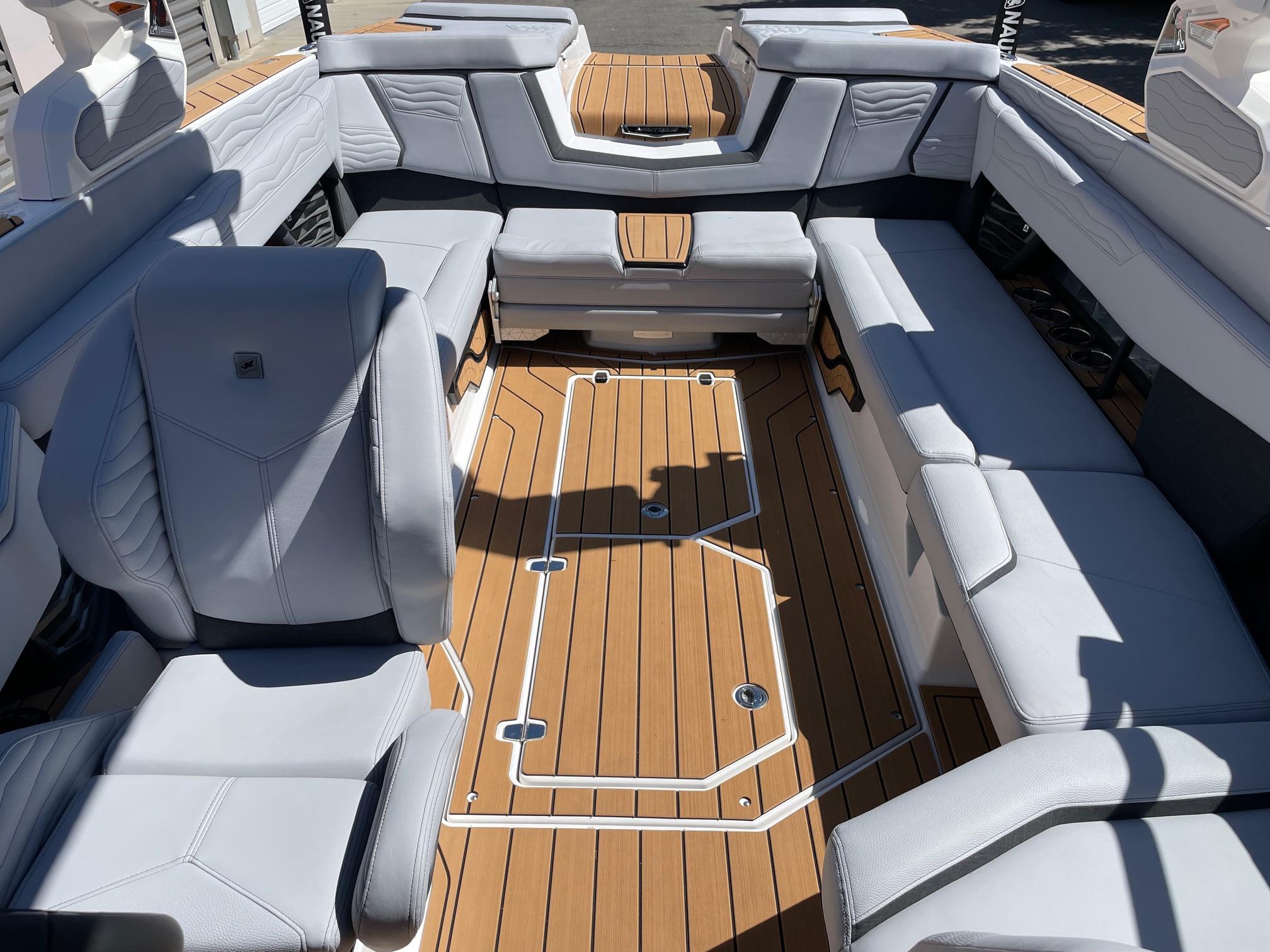 2025 NAUTIQUE G25 W/ZZ8S SUPERCHARGED POWER PLANT