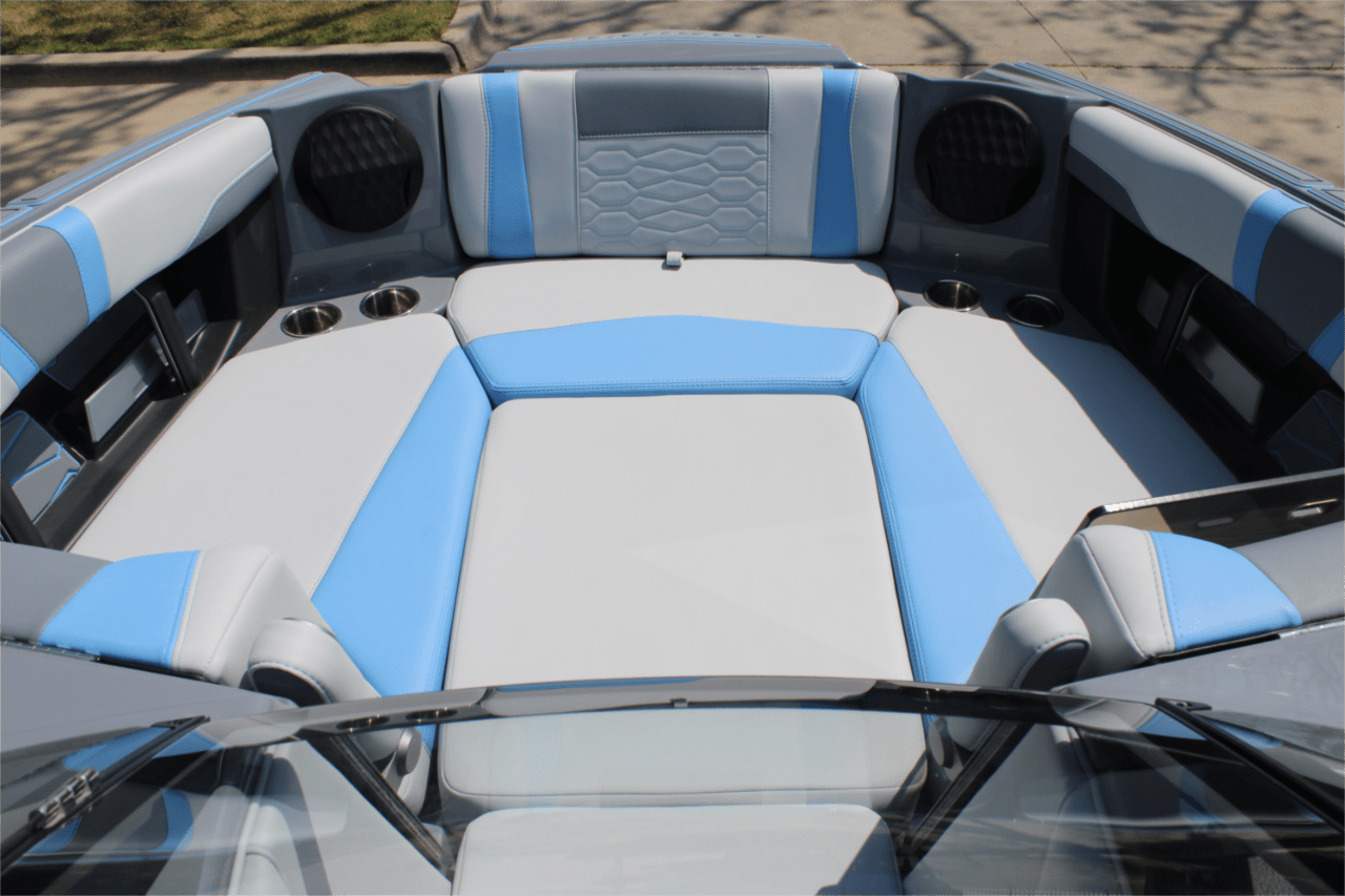2025 Malibu 22 MXZ