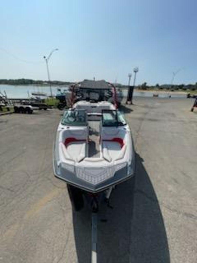 2019 Nautique GS22