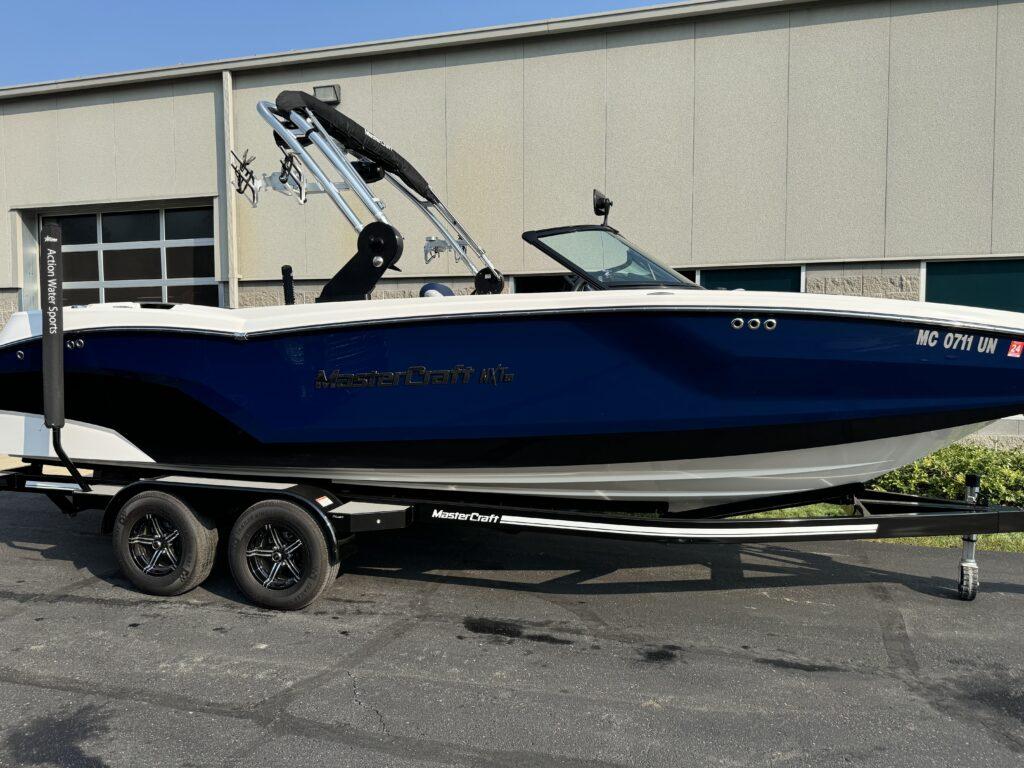2021 MasterCraft NXT24