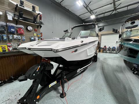 2023 MASTERCRAFT XT24