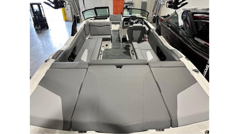 2023 MasterCraft NXT24