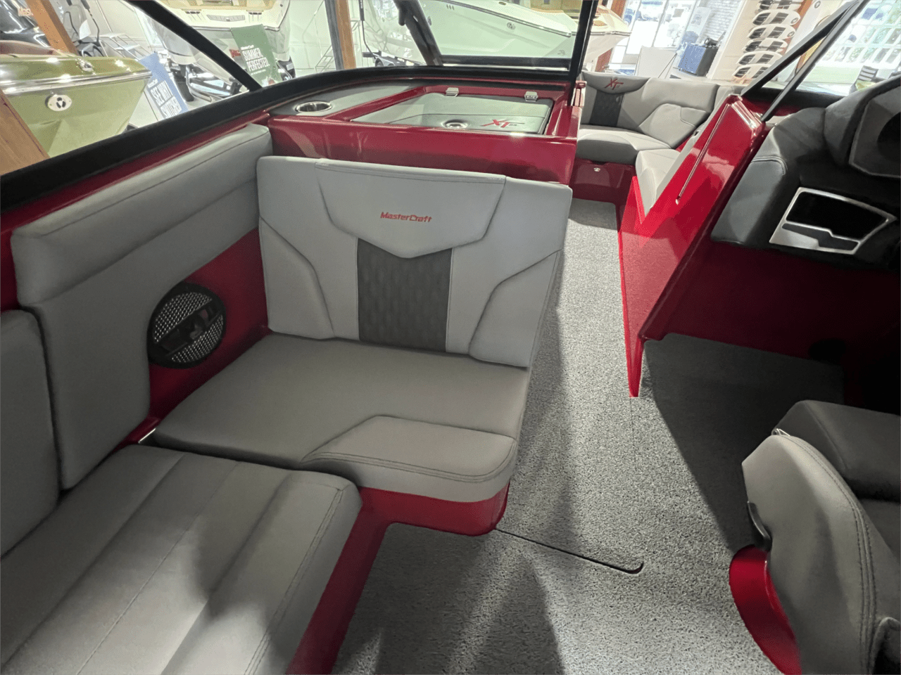 2024 MasterCraft XT23