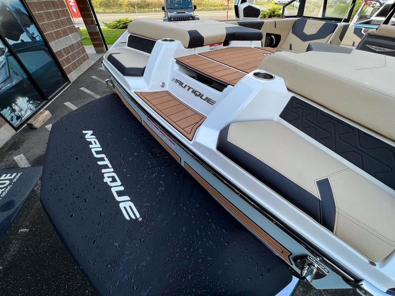 New 2024 Nautique GS20