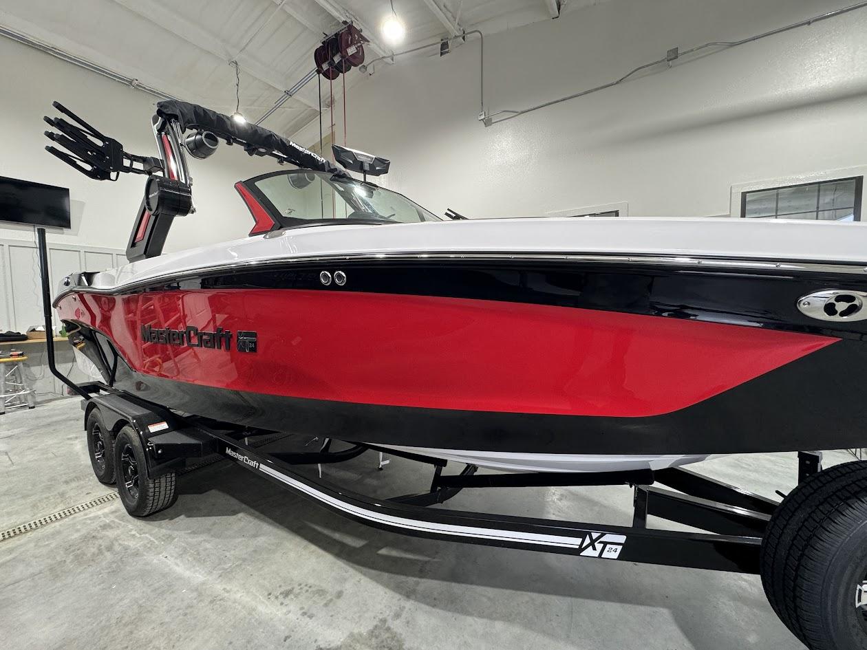 2024 MasterCraft XT24