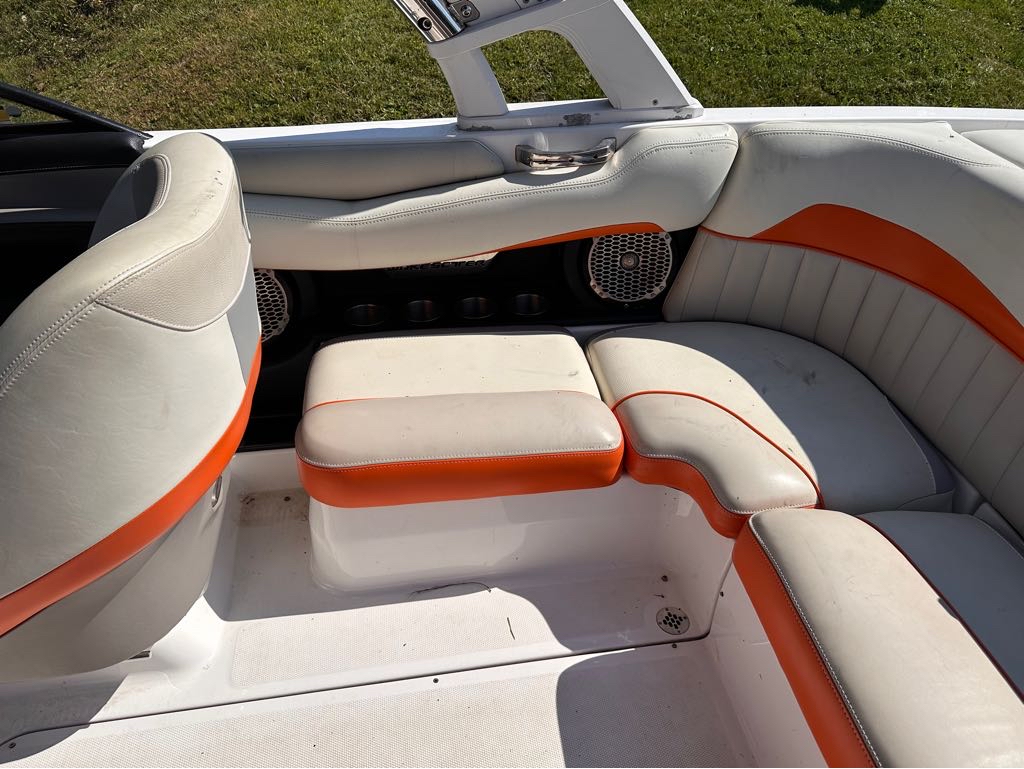 2014 Malibu Boats Wakesetter 22 MXZ