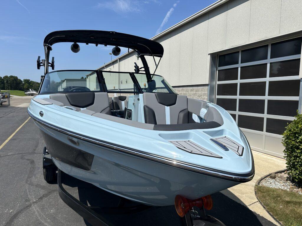 2025 MasterCraft XT23