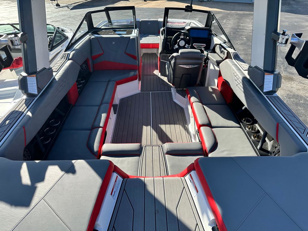 2022 Nautique S23