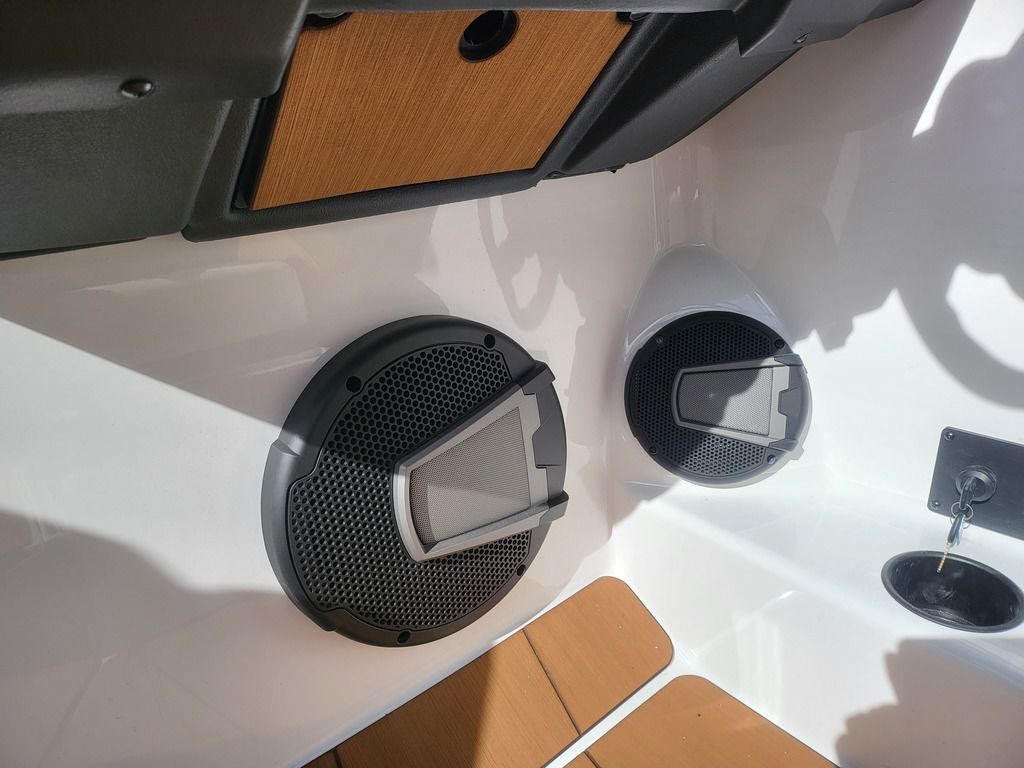 2025 Axis Wake Research A225 Icon