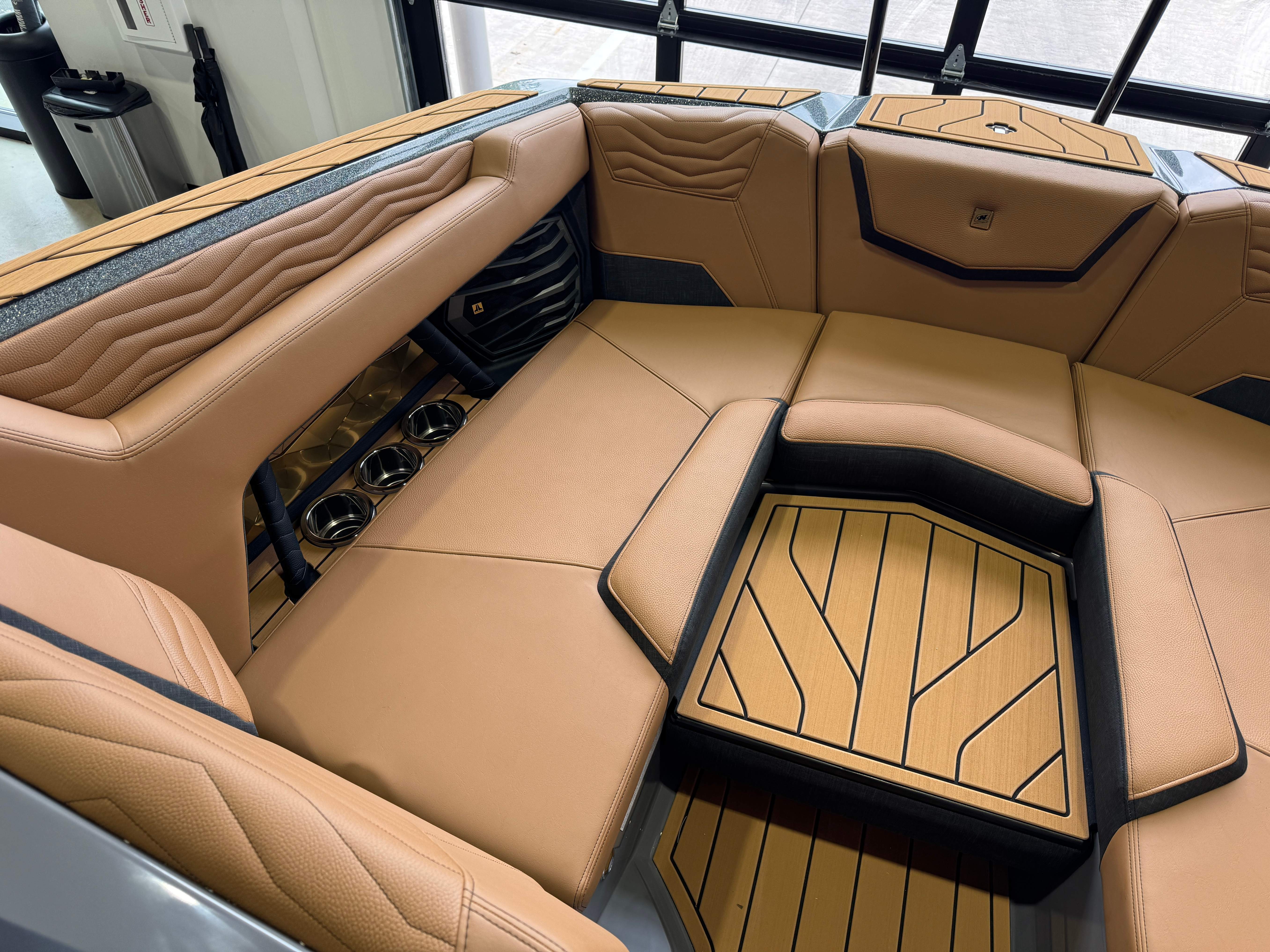 2025 Nautique Super Air Nautique G23
