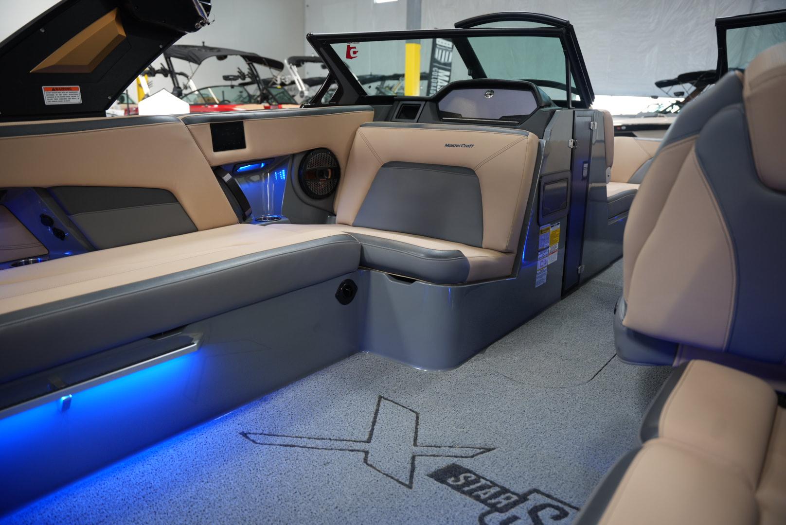 2023 MasterCraft XstarS 6.2L Supercharged &#8211; only 185 hours!
